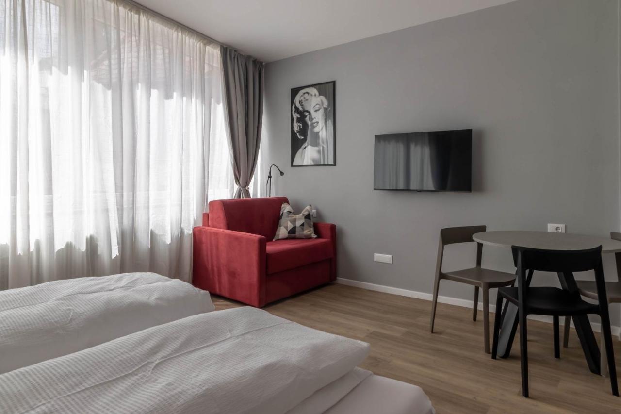 Apartments Iris Merano Luaran gambar
